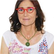 Profesora titulada con Ingeniería imparte clases online y presencial